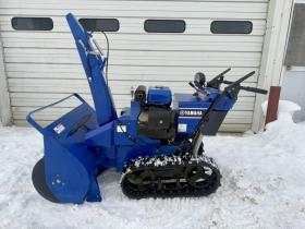 除雪機　ヤマハ YT1390EX 13馬力 家庭用除雪機
