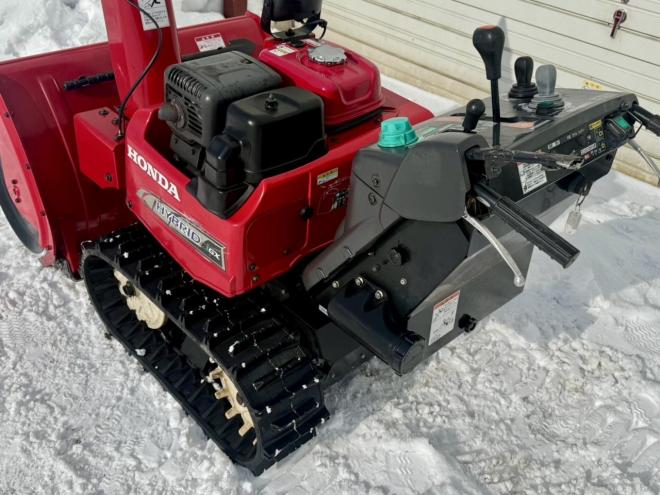 除雪機極上！ホンダ HSM1590i ハイブリッド中型除雪機 ローリング付き