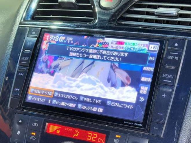 セレナ2.0 ライダー ブラックライン 4WD　下廻防錆TVナビBカメ後席モニタETCエンスタ 2000