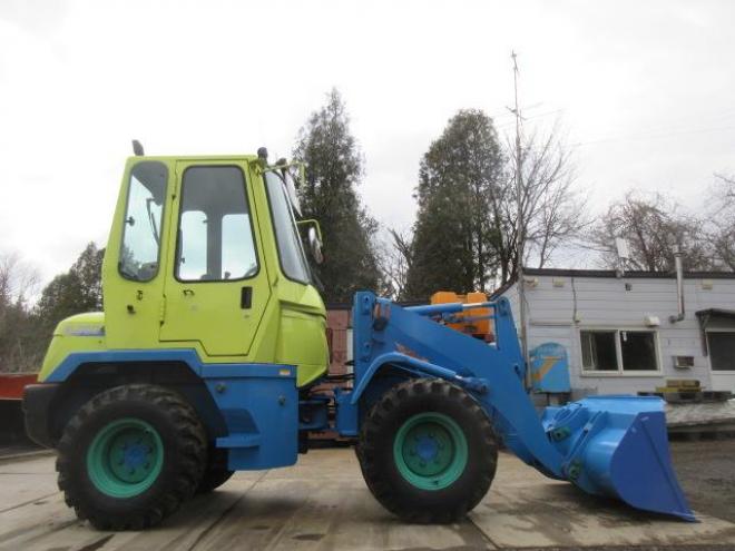 ホイールローダフルカワ　FL302-3 4WD 2Dr 4WD 2Dr