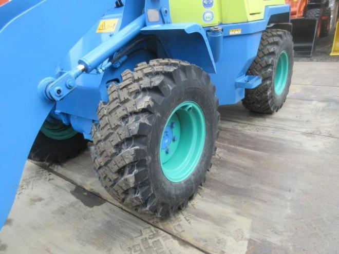 ホイールローダフルカワ　FL302-3 4WD 2Dr 4WD 2Dr