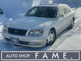 セルシオ　4.0 B仕様 eRバージョン装着車　サンルーフ　ベージュ革内装 2WD 4000