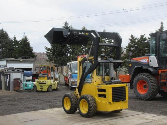 スキッドステアローダFORD　new holland L455