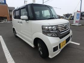 N-BOX　カスタムG Lパッケージ 4WD　ナビテレビバックカメラ夏冬タイヤアルミ 660
