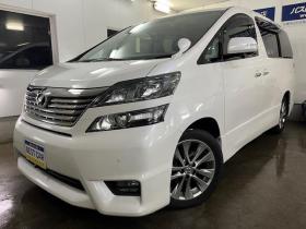 ヴェルファイア　２．４Ｚ　プラチナセレクションⅡ　本州仕入　禁煙車　ＷＡＫＯＳバリアスコーティング済　純正１８インチＡＷ　純正１６ＡＷ＋スタッドレスタイヤ付　純正ＨＤＤナビ（ＣＤ＆ＤＶＤ再生　フルセグ地デジ　Ｂｌｕｅｔｏｏｔｈ）＋バックカメラ　フロントブラインドカメラ　両側パワースライドドア　パワーバックドア　ドライブレコーダー　クルーズコントロール　７人乗りキャプテンシート　オットマン　コーナーセンサー　横滑り防止装置　ＰＵＳＨスタート　スマートキー　タイミングチェーン車　ＨＩＤヘッドライト　ビルトインＥＴＣ 4WD 