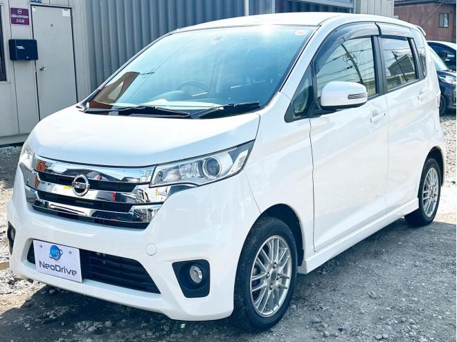 デイズ660ハイウェイスターX 4WD　ローンが不安な方＜優遇ローン＞1年保証　本州仕入　　スマキー　社外AW