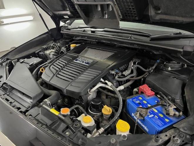 レヴォーグ１．６ＧＴ－Ｓアイサイト　アドバンスドＰＫＧ　スバルＤＩＴツインカムターボ　禁煙車　シュタイナー１８インチＡＷ＋新品夏タイヤ　純正１７ＡＷ＋スタッドレスタイヤ付　純正ナビ（フルセグ地デジ　ＤＶＤ再生　Ｂｌｕｅｔｏｏｔｈ）＋バックカメラ　ＬＥＤヘッドライト　エンジンスターター　ドライブレコーダー　オプション５連デイライト　クルーズコントロール　両席パワーシート　アイドリングストップ　パドルシフト　ＥＴＣ 4WD 1600 5Dr