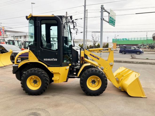 ホイールローダコマツ　中古　WA30-6E0