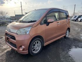 ムーヴ　カスタムG 4WD 660 5Dr