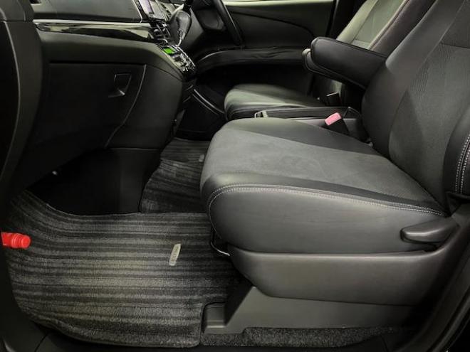 エスティマアエラスプレミアムエディション　後期型　本州仕入　禁煙車　ＷＡＫＯＳバリアスコーティング済　純正ブラポリ１８インチＡＷ　純正１６ＡＷ＋スタッドレスタイヤ付　両側パワースライドドア　ツインサンルーフ　アルパインＨＤＤナビ（フルセグ地デジ　ＤＶＤ再生　Ｂｌｕｅｔｏｏｔｈ）＋バックカメラ　純正ハーフレザーシート　ＰＵＳＨスタート　スマートキー　クルーズコントロール　運転席パワーシート　前後コーナーセンサー　タイミングチェーン車　ビルトインＥＴＣ　ＨＩＤ ヘッドライト 4WD 2400 5Dr