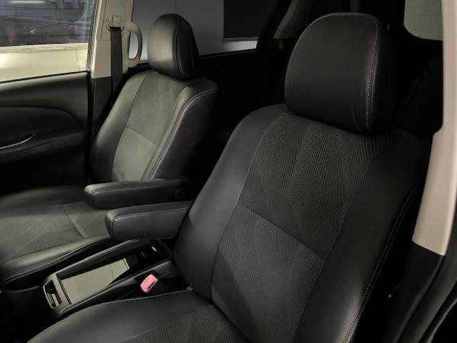 エスティマアエラスプレミアムエディション　後期型　本州仕入　禁煙車　ＷＡＫＯＳバリアスコーティング済　純正ブラポリ１８インチＡＷ　純正１６ＡＷ＋スタッドレスタイヤ付　両側パワースライドドア　ツインサンルーフ　アルパインＨＤＤナビ（フルセグ地デジ　ＤＶＤ再生　Ｂｌｕｅｔｏｏｔｈ）＋バックカメラ　純正ハーフレザーシート　ＰＵＳＨスタート　スマートキー　クルーズコントロール　運転席パワーシート　前後コーナーセンサー　タイミングチェーン車　ビルトインＥＴＣ　ＨＩＤ ヘッドライト 4WD 2400 5Dr