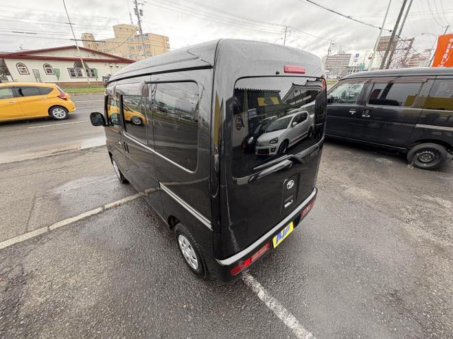 ハイゼットHIJET CARGO 4WD CRUSE TURBOワンオーナー　４速ターボ　フルセグナビ　格納ミラー　キーレス　バイザー 4WD 660 5Dr