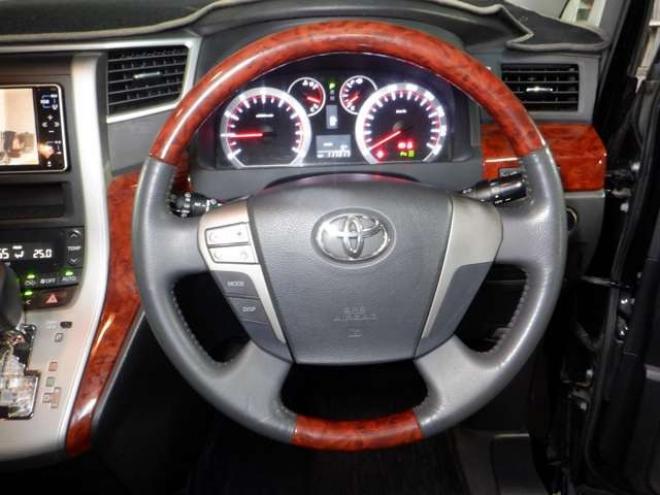 ヴェルファイア2.4 Z プラチナセレクション 4WD　本州仕入・ナビ・TV・両側電動・Rモニター 2400