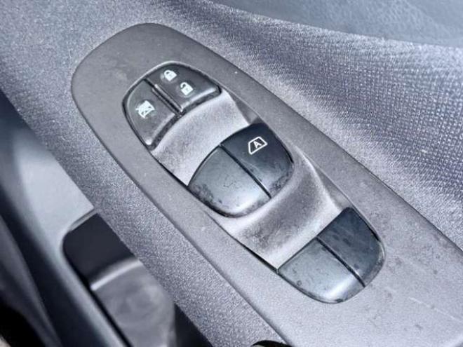 セレナ2.0 20X 4WD　下廻防錆DレコTVナビエンスタETC 2000