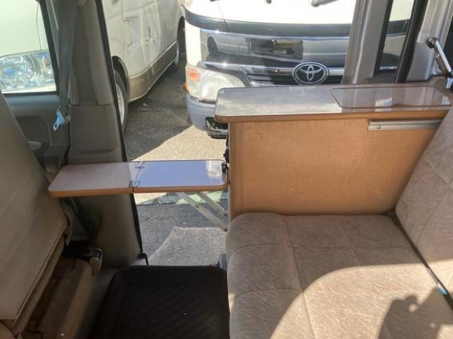 エブリィジョインターボ　４ＷＤ　　外部充電　二段ベット　ポップアップ　ターボ　キャンピング仕様　タンク式シンク　ヒーター　テーブル　テレビ　パワーウィンドウ　ナビ取り扱い説明書 4WD 660 5Dr