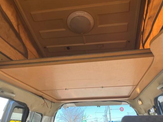 エブリィジョインターボ　４ＷＤ　　外部充電　二段ベット　ポップアップ　ターボ　キャンピング仕様　タンク式シンク　ヒーター　テーブル　テレビ　パワーウィンドウ　ナビ取り扱い説明書 4WD 660 5Dr