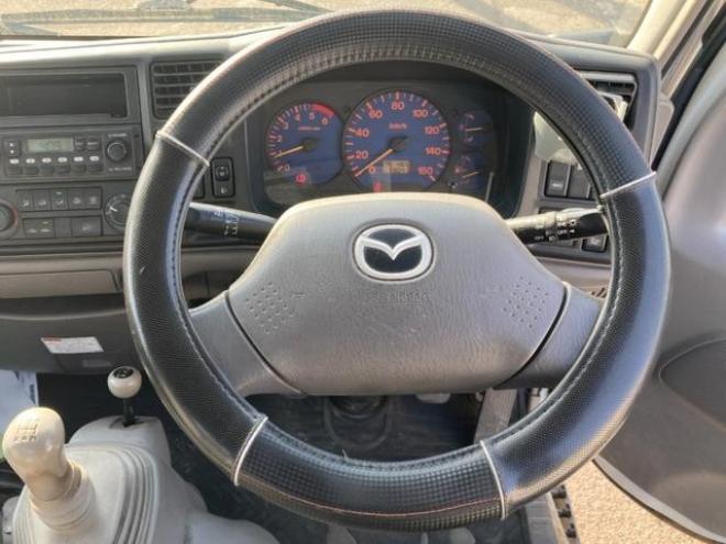 タイタンダッシュ 　マツダ　タイタンダッシュ　４ＷＤ　２０００ＣＣ　ディーゼル　スタッドレス付き 4WD 2000(D) 4Dr