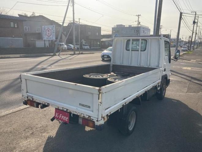 タイタンダッシュ 　マツダ　タイタンダッシュ　４ＷＤ　２０００ＣＣ　ディーゼル　スタッドレス付き 4WD 2000(D) 4Dr