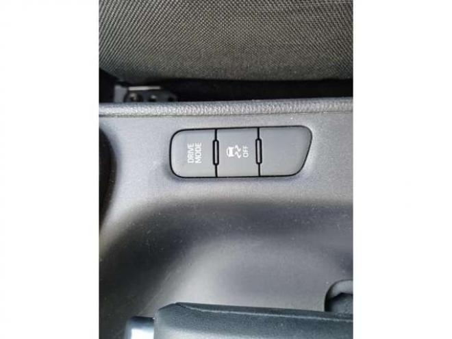 ヤリス1.5 G 4WD　塩害ガード塗装施工済み 1500