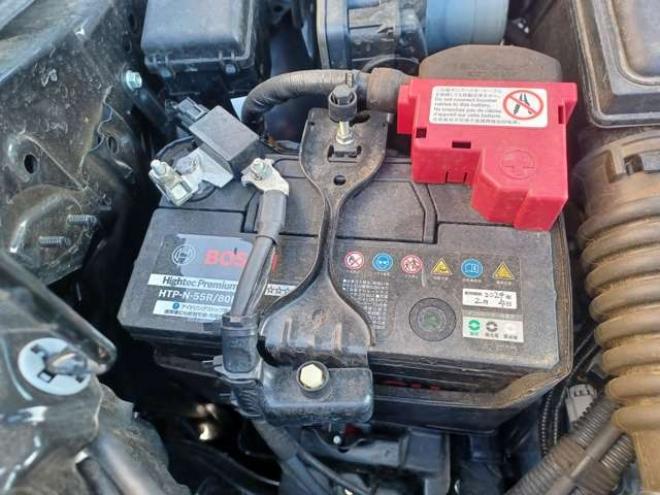 フォレスター2.0 アドバンス 4WD　本州仕入れ塩害ガード塗装施工済み 2000