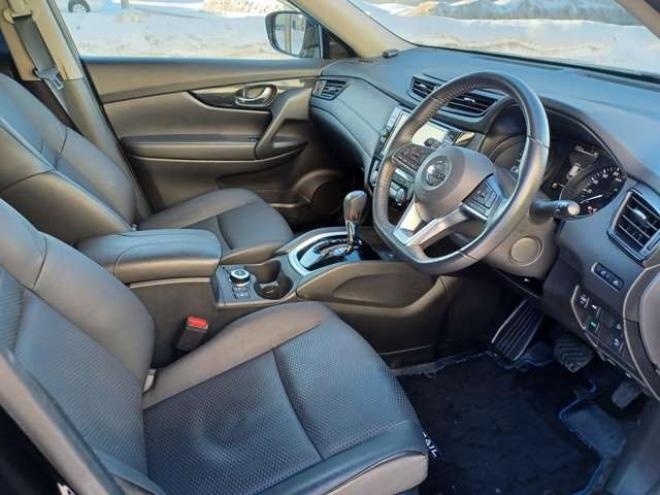 エクストレイル2.0 20Xi ハイブリッド 4WD　本州仕入れ塩害ガード塗装施工済み 2000
