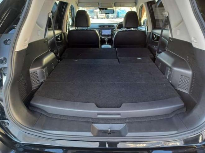 エクストレイル2.0 20Xi ハイブリッド 4WD　本州仕入れ塩害ガード塗装施工済み 2000