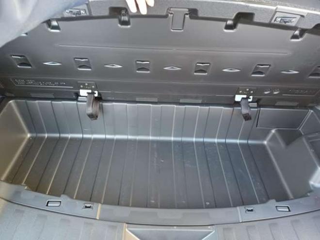 エクストレイル2.0 20Xi ハイブリッド 4WD　本州仕入れ塩害ガード塗装施工済み 2000