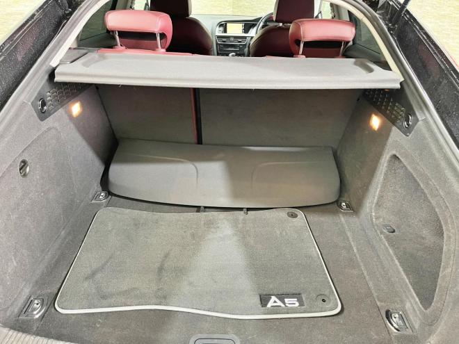 アウディ2.0TFSI クワトロ 4WD 5年保証 スマキー ナビTV シートヒーター ETC ドラレコ 寒冷地仕様 禁煙 修復歴無