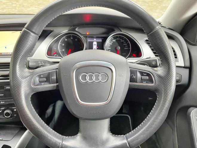 アウディ2.0TFSI クワトロ 4WD 5年保証 スマキー ナビTV シートヒーター ETC ドラレコ 寒冷地仕様 禁煙 修復歴無