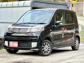 ライフ　４WD　ディーバ　タイミングベルト交換済　エンジンスタータ　HID　夏冬タイヤ付き 4WD 660 5Dr
