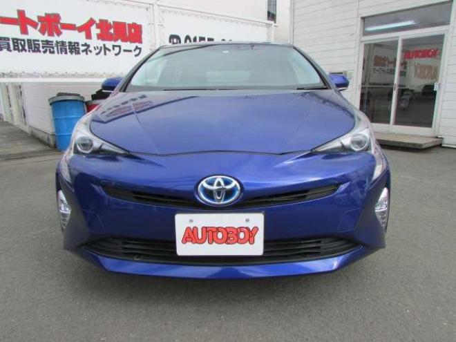 プリウス1.8 S E-Four 4WD　フルセグテレビ　エンジンスターター 1800