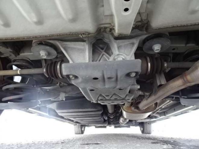 ノア2.0 Si 4WD　本州車　保証1年　Wパワスラ　ナビ 地デジ 2000