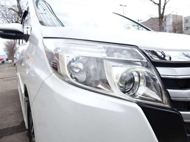 ノア2.0 Si 4WD　本州車　保証1年　Wパワスラ　ナビ 地デジ 2000
