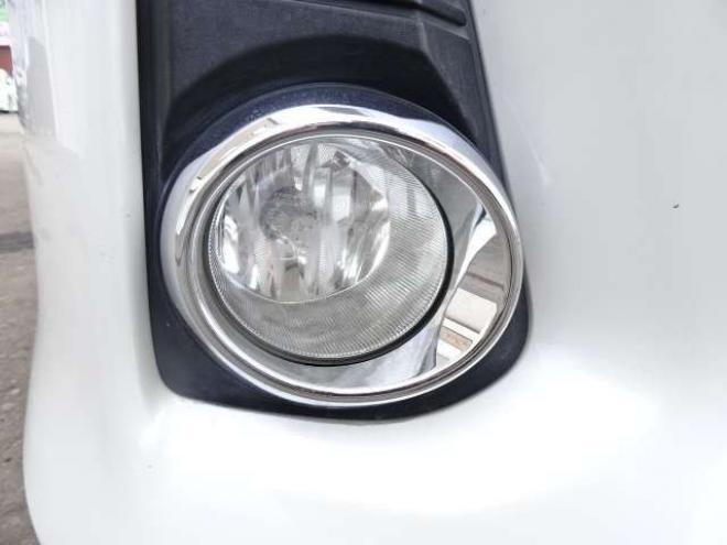 ノア2.0 Si 4WD　本州車　保証1年　Wパワスラ　ナビ 地デジ 2000