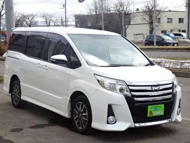 ノア2.0 Si 4WD　本州車　保証1年　Wパワスラ　ナビ 地デジ 2000