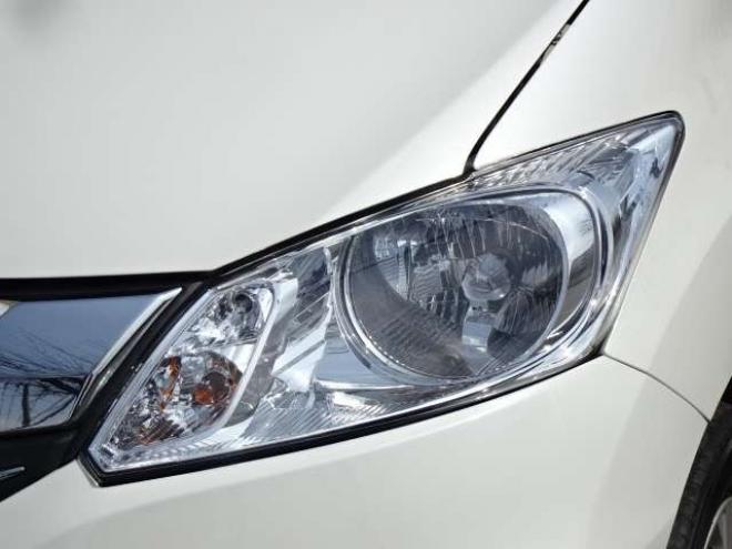 フリード1.5 G プレミアムエディション 4WD　本州車　保証1年 Wパワスラ　ナビ Bカメラ 1500