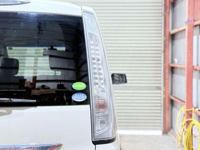 セレナ2.0 20X Vセレクション+Safety 4WD　下廻防錆TVナビBカメエンスタETC 2000