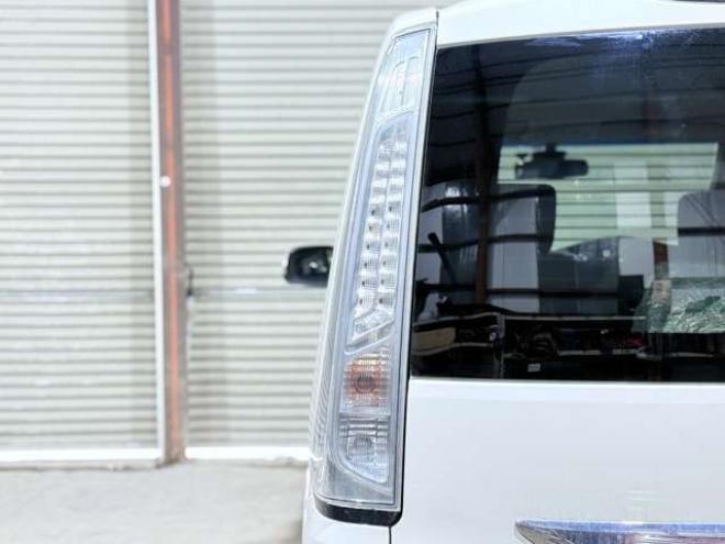 セレナ2.0 20X Vセレクション+Safety 4WD　下廻防錆TVナビBカメエンスタETC 2000