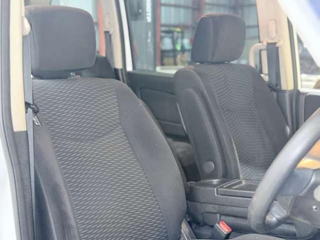 セレナ2.0 20X Vセレクション+Safety 4WD　下廻防錆TVナビBカメエンスタETC 2000
