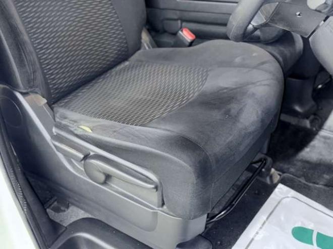 セレナ2.0 20X Vセレクション+Safety 4WD　下廻防錆TVナビBカメエンスタETC 2000