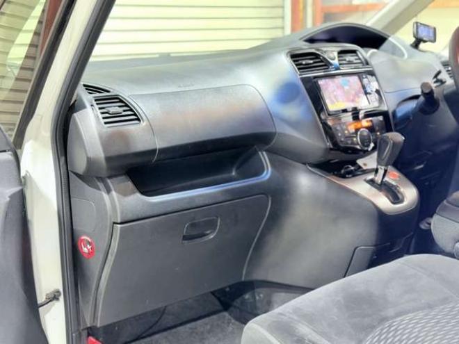 セレナ2.0 20X Vセレクション+Safety 4WD　下廻防錆TVナビBカメエンスタETC 2000