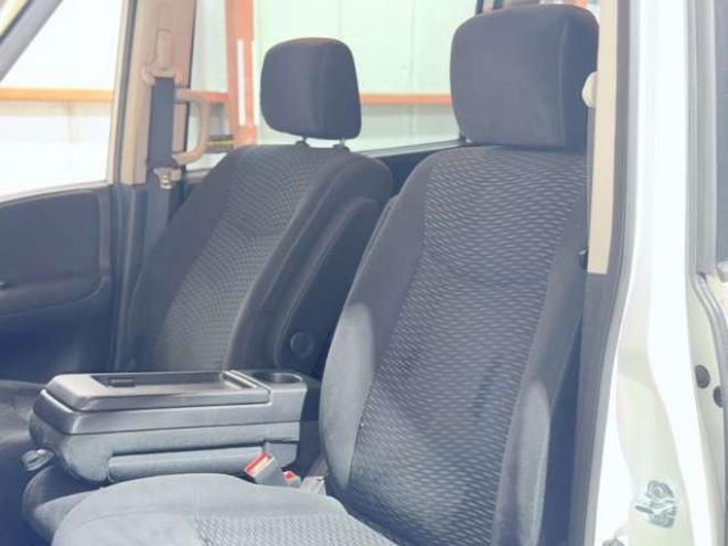 セレナ2.0 20X Vセレクション+Safety 4WD　下廻防錆TVナビBカメエンスタETC 2000