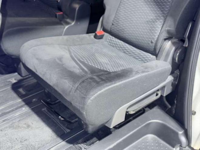 セレナ2.0 20X Vセレクション+Safety 4WD　下廻防錆TVナビBカメエンスタETC 2000