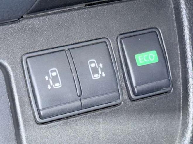 セレナ2.0 20X Vセレクション+Safety 4WD　下廻防錆TVナビBカメエンスタETC 2000