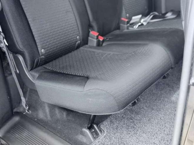 フリードスパイク1.5 G エアロ 4WD　下廻防錆ドラレコTVナビBカメエンスタETC 1500