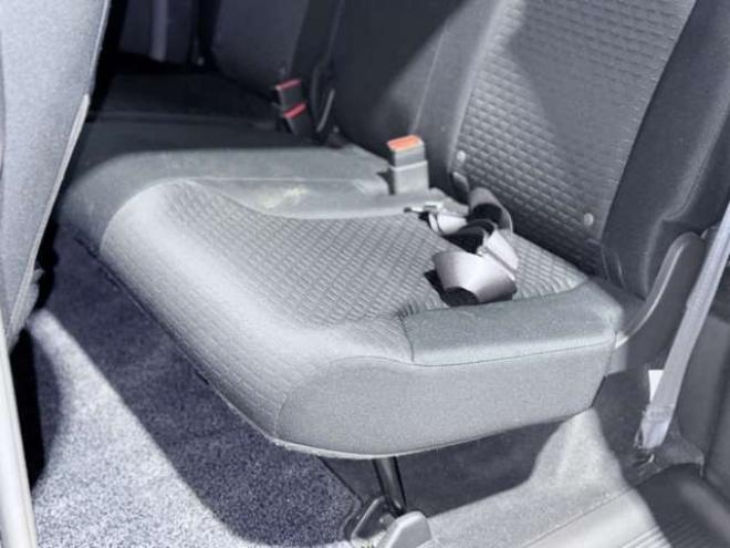 フリードスパイク1.5 G エアロ 4WD　下廻防錆ドラレコTVナビBカメエンスタETC 1500