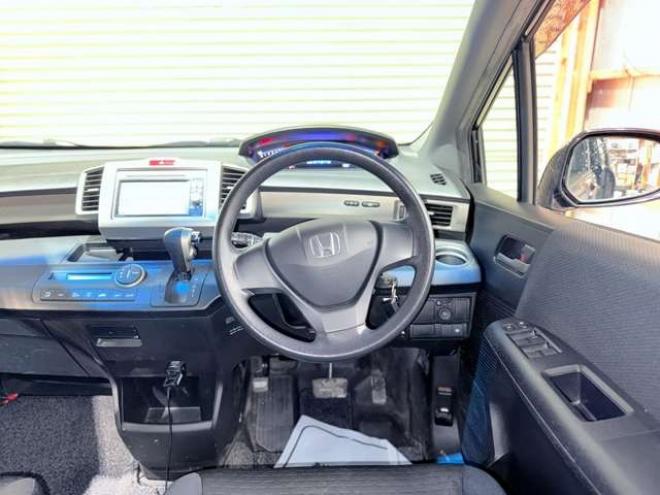フリードスパイク1.5 G エアロ 4WD　下廻防錆ドラレコTVナビBカメエンスタETC 1500