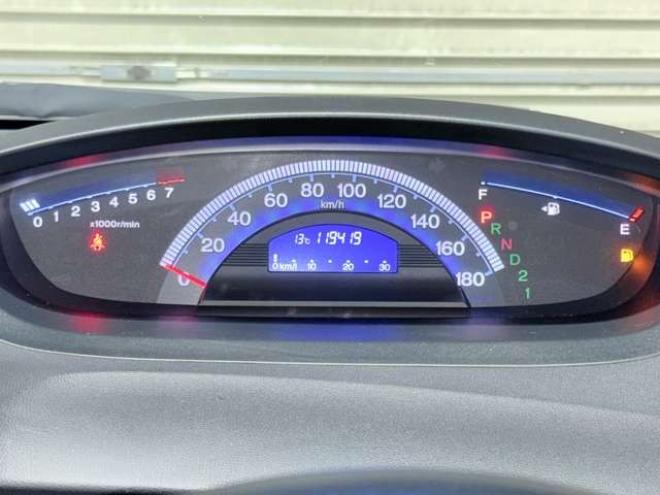 フリードスパイク1.5 G エアロ 4WD　下廻防錆ドラレコTVナビBカメエンスタETC 1500