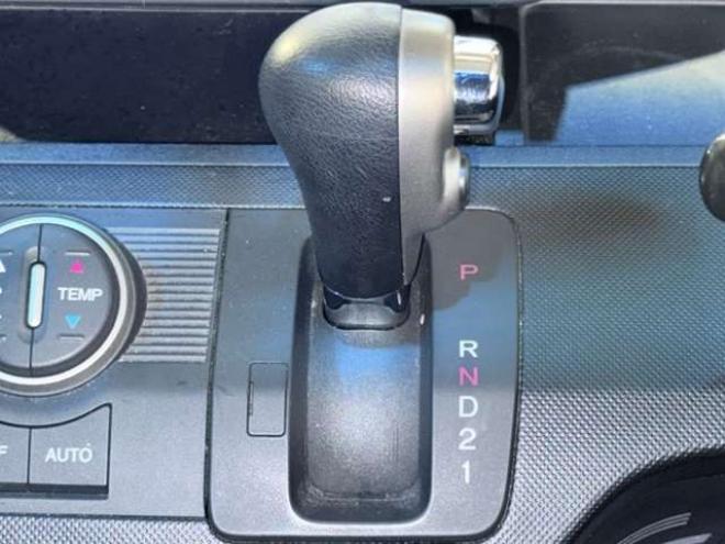 フリードスパイク1.5 G エアロ 4WD　下廻防錆ドラレコTVナビBカメエンスタETC 1500