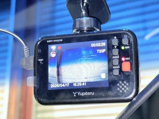 フリードスパイク1.5 G エアロ 4WD　下廻防錆ドラレコTVナビBカメエンスタETC 1500